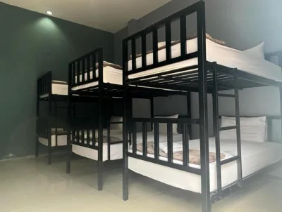 6-Bed Mixed Dormitory Room — Street Zone Home stay by Little Paradise